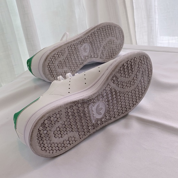 adidas Originals unisex Stan Smith Big Kid 7, women’s 8.5/9.* Barely worn. - Picture 10 of 10